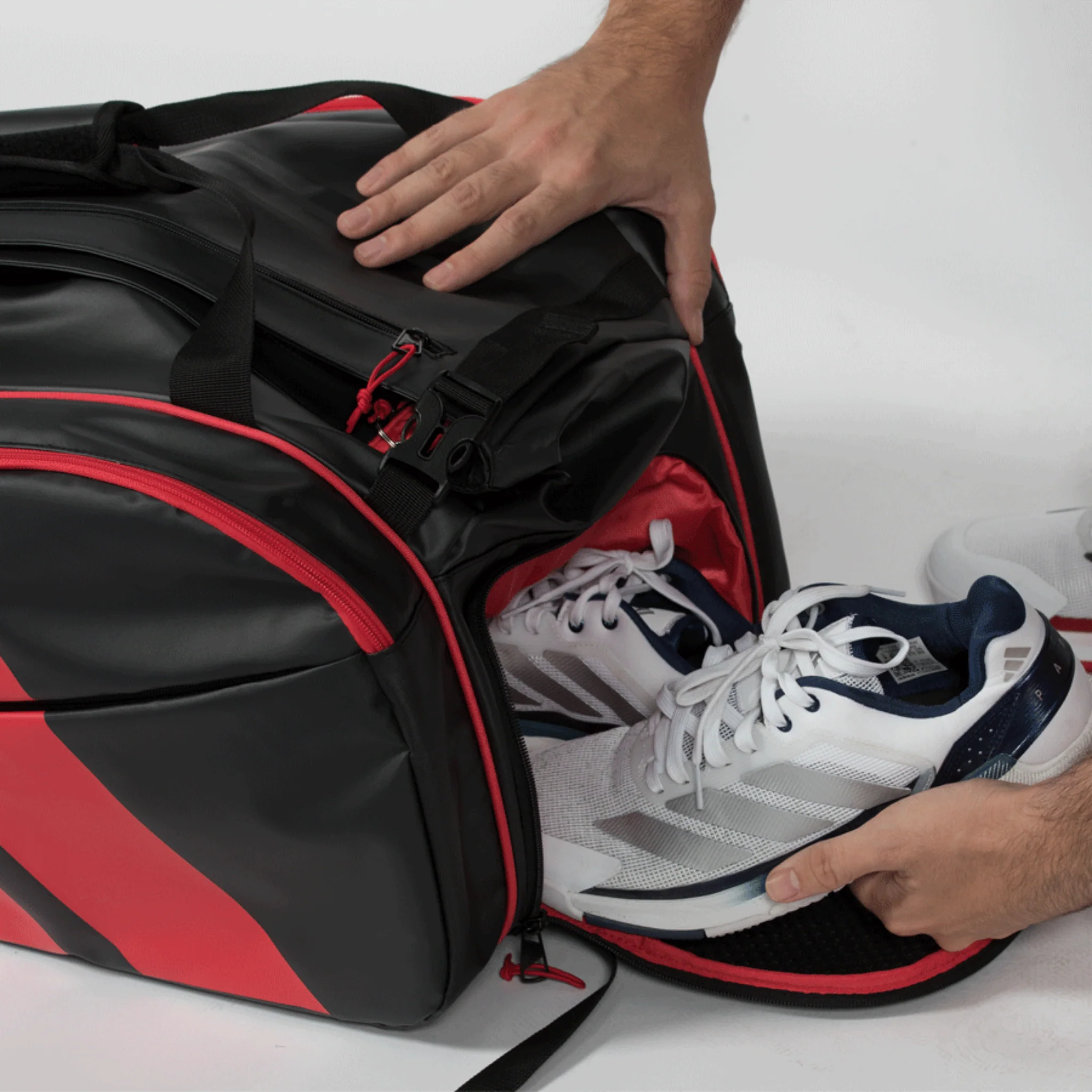 Adidas Multigame Black/Red Racketbag 2026 - Image 5